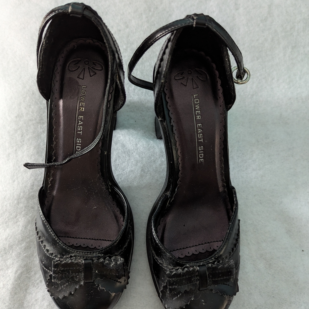 Lower East Side Black Heels with Bow Accent